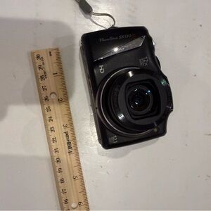 Canon PowerShot SX130 IS Digital Camera in Black